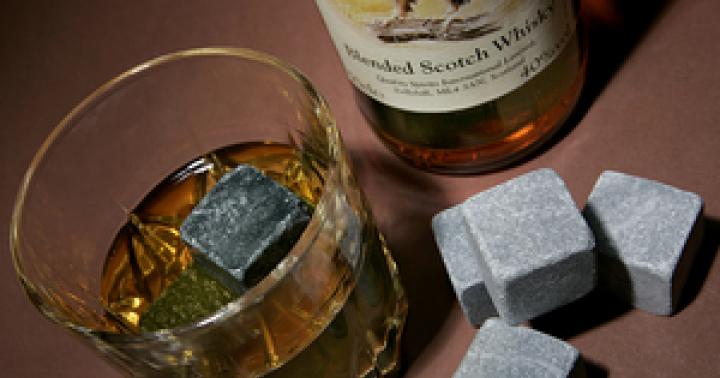 Камни для виски: зачем они нужны и как их использовать